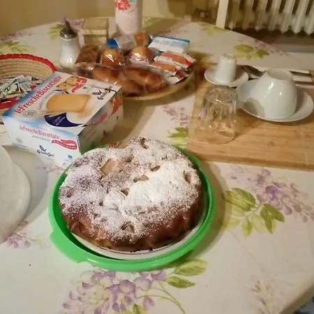 Alojamento de Acomodação e Pequeno-almoço Albarosa